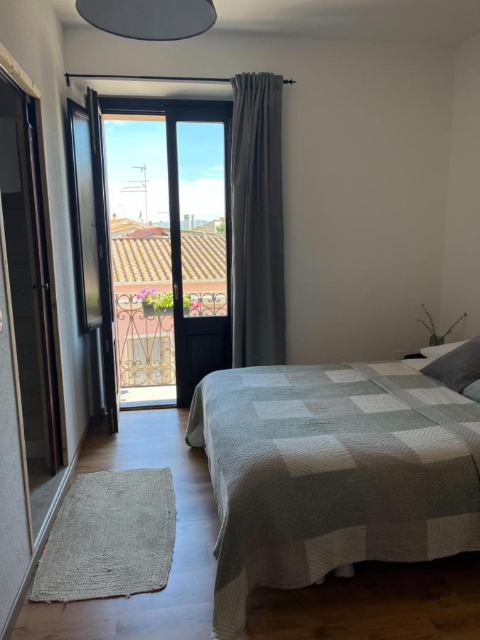 Is Scabas Guestrooms Solarussa Buitenkant foto